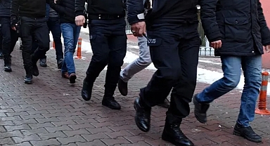 Bakan Yerlikaya duyurdu: 19 ilde 'çocuk müstehcenliği' operasyonu