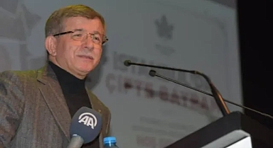 Davutoğlu'ndan tarihi geri vites
